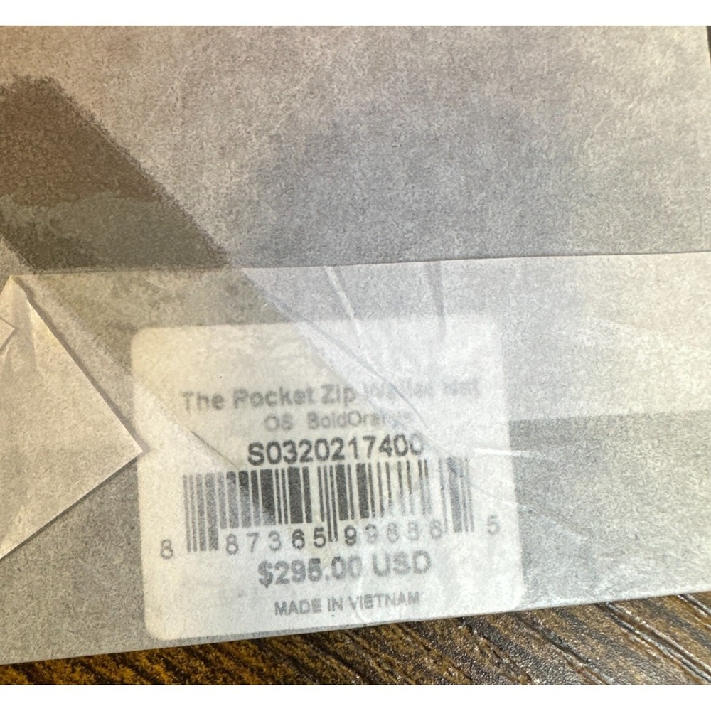Shinola Detroit The Pocket Zip Wallet in Bold Orange Leather NEW $295 MSRP - Picture 16 of 16